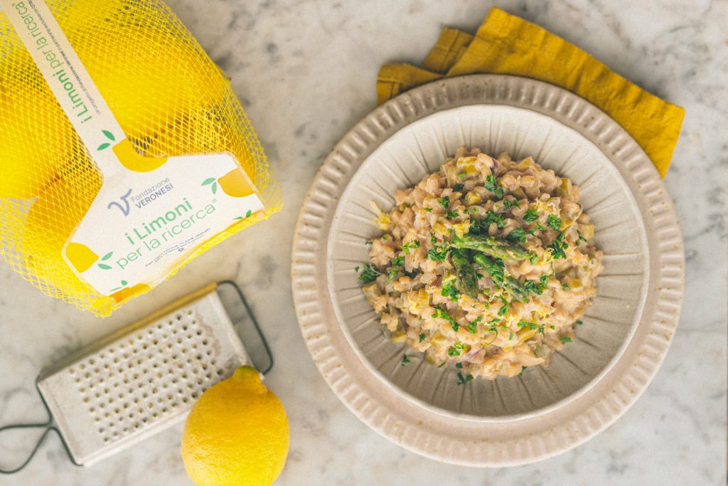 Orzotto agli asparagi e limone