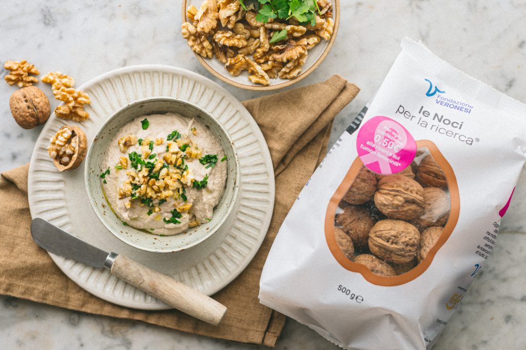 Patè di funghi, noci e ricotta